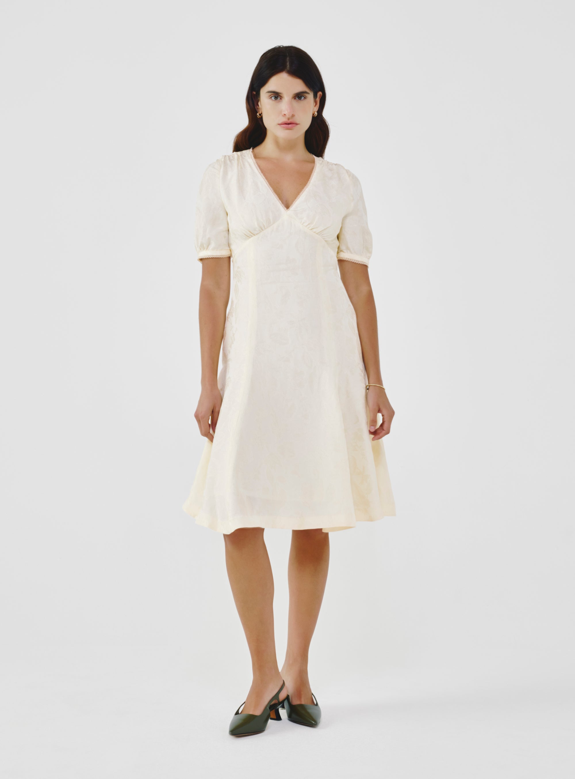 ワンピース 3way Jacquard dress White Quinn Floral Jacquard Maxi Dress - ASTR the Label