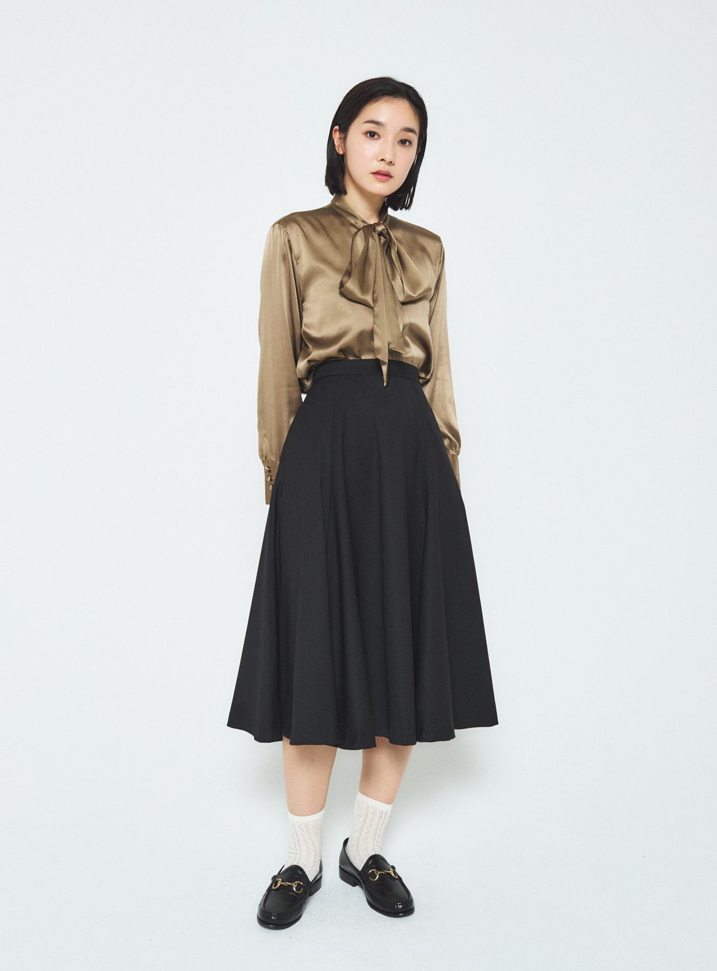 High-Waist Midi Skirt with Elastic Waistband - Black